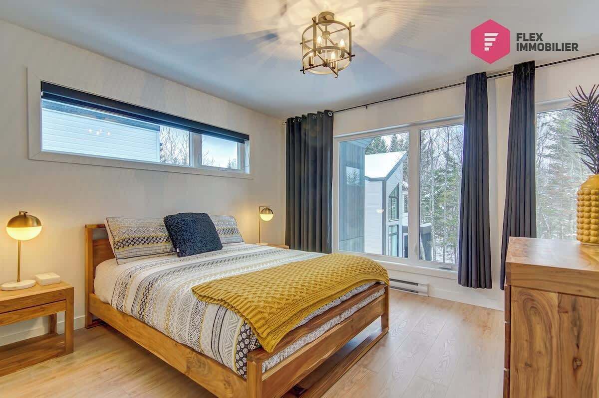 2 bedrooms, iron/ironing board, WiFi (free), bed sheets