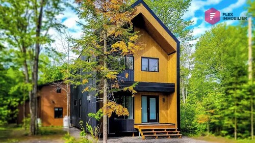 The Urban Flower in Portneuf - SPA, Sauna, Pool