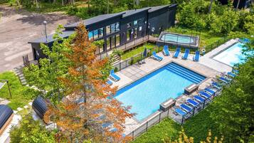 Udendørs pool, opvarmet pool