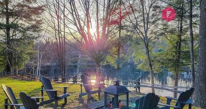 Au Petit Bonheur | Waterfront Eastern Townships