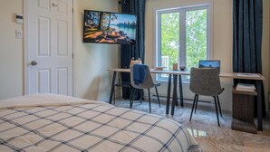 2 habitaciones, tabla de planchar con plancha y wifi gratis 