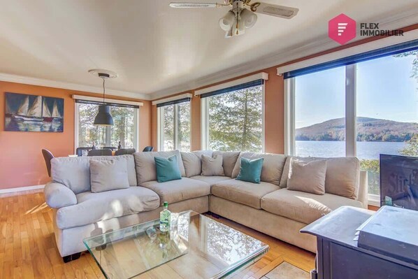 TV, fireplace, video games - Aux Berges du Pont Suspendu - Grand Lac Brompton (Saint-Denis-de-Brompton)