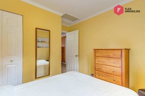 3 bedrooms, iron/ironing board, WiFi, bed sheets - Aux Berges du Pont Suspendu - Grand Lac Brompton (Saint-Denis-de-Brompton)