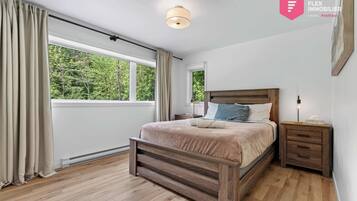 4 Schlafzimmer, Bügeleisen/Bügelbrett, kostenloses WLAN, Bettwäsche