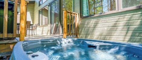 Bañera de hidromasaje exterior