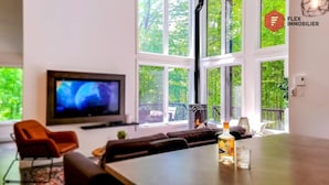 Smart TV, fireplace, offices - The Celestial of Portneuf - Hot tub in the forest (Pont-Rouge)