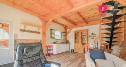 The Pilgrim - Rustic Ecoresponsible In the wild