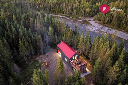 The Singing Salmon of Bonaventure - A wild escape