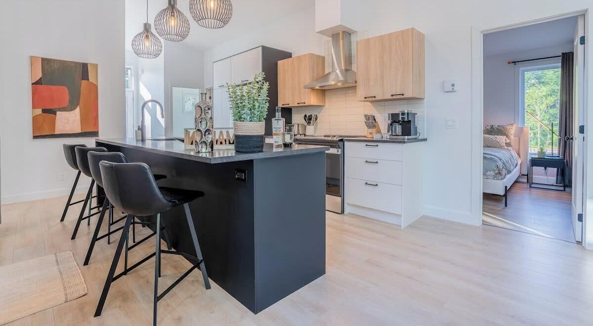 3 chambres, fer et planche à repasser, Wi-Fi, literie fournie