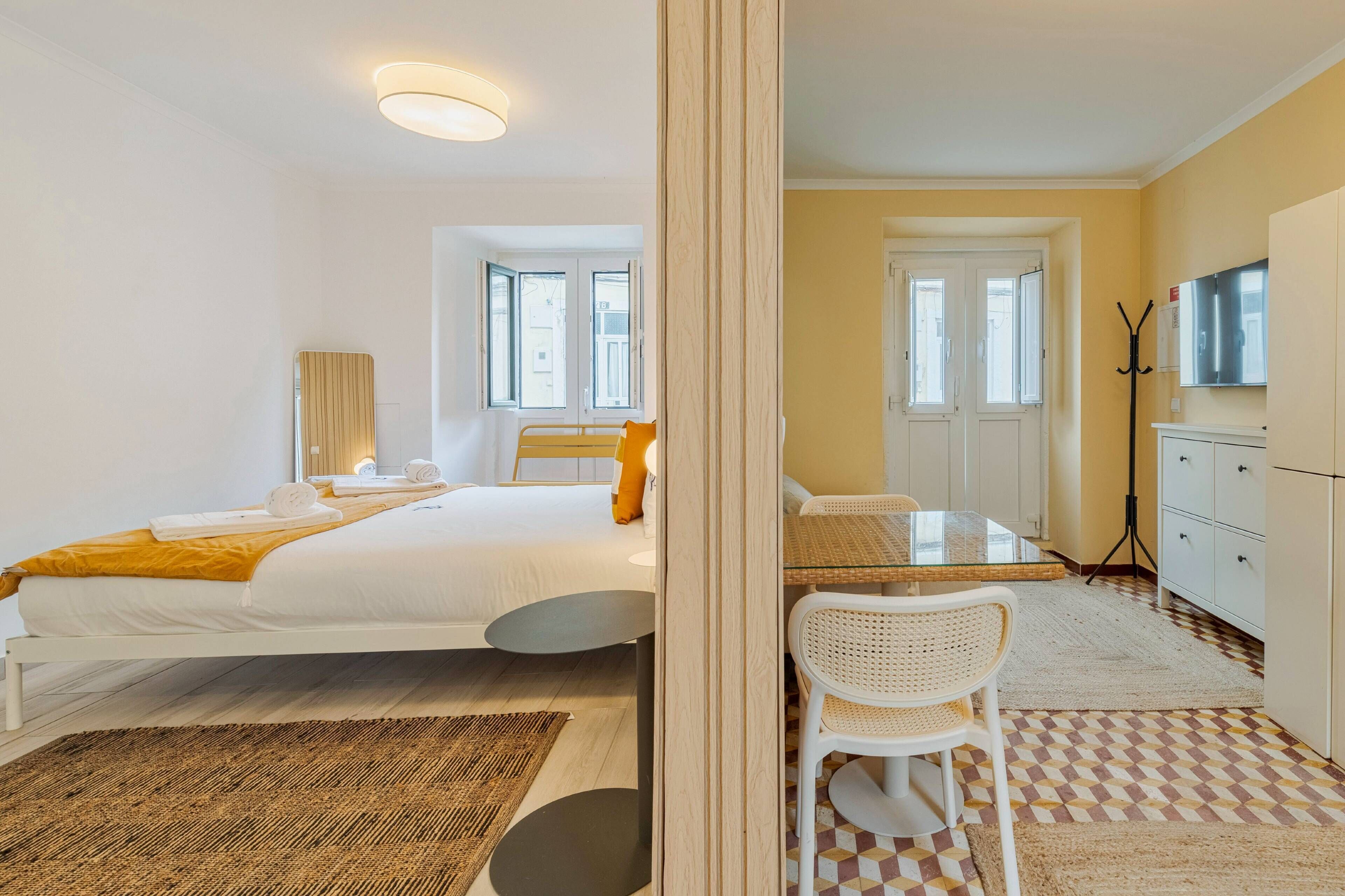 1 bedroom, iron/ironing board, travel crib, WiFi