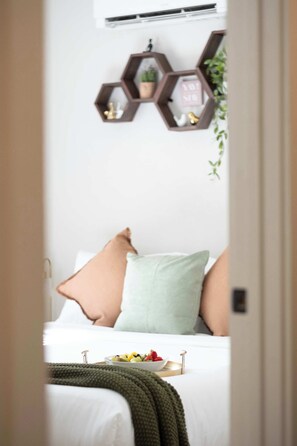 2 chambres, fer et planche à repasser, Wi-Fi, draps fournis