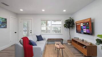 Televisio, työhuone