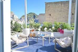 Terrace/patio - Chiaia di Rose Seaside Suite (Serrara Fontana)