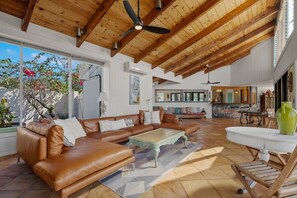 Living area - Boho Hideaway | Artsy Escape with Inspiring Views! (Princeville)