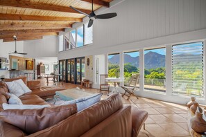 Living area - Boho Hideaway | Artsy Escape with Inspiring Views! (Princeville)