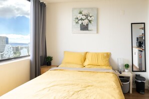1 bedroom, iron/ironing board, WiFi, bed sheets - Cozy Island Stay-Waikiki (Honolulu)