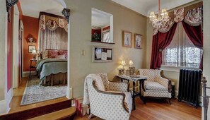 Skrivbord, strykjärn/strykbräda, gratis wi-fi och sängkläder