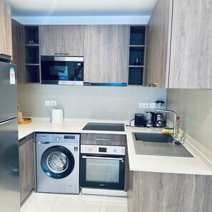 Family Apartment, Balcony, City View | Private kitchen - The Bantree by Tripview Apartments (Accra)