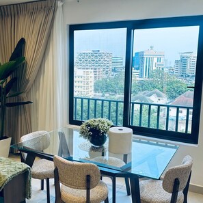 Family Apartment, Balcony, City View | Bahagian dalam