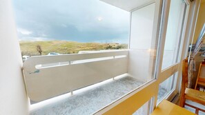 Interior - Le Marais Bleu 50 m from the seafront and beach in Saint-Hilaire-de-Riez (Saint-Hilaire-de-Riez)