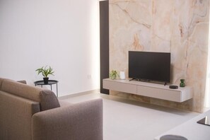 Living area - Stay with Class: Private Balcony and Parking Included (Marcianise)
