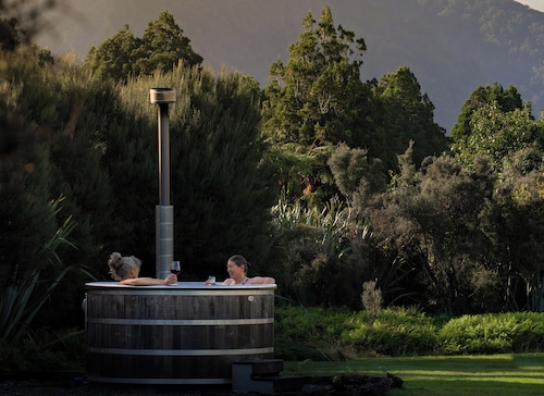 Waitai Lodge - Fiordland Escape