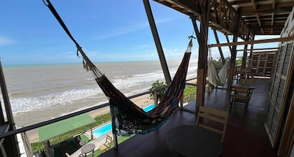 Caribbean house : 5-bedroom bungalow with ocean views. Perfect for families