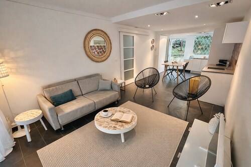 2 Suites avec SDB • Terrasse au calme • Parking