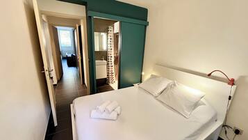 2 chambres, fer et planche Ă repasser, Wi-Fi, draps fournis