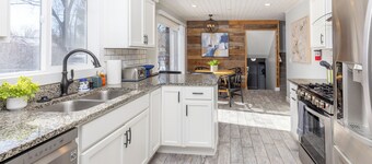 Blaine Home Base, 5 minutes from the National Sports Center