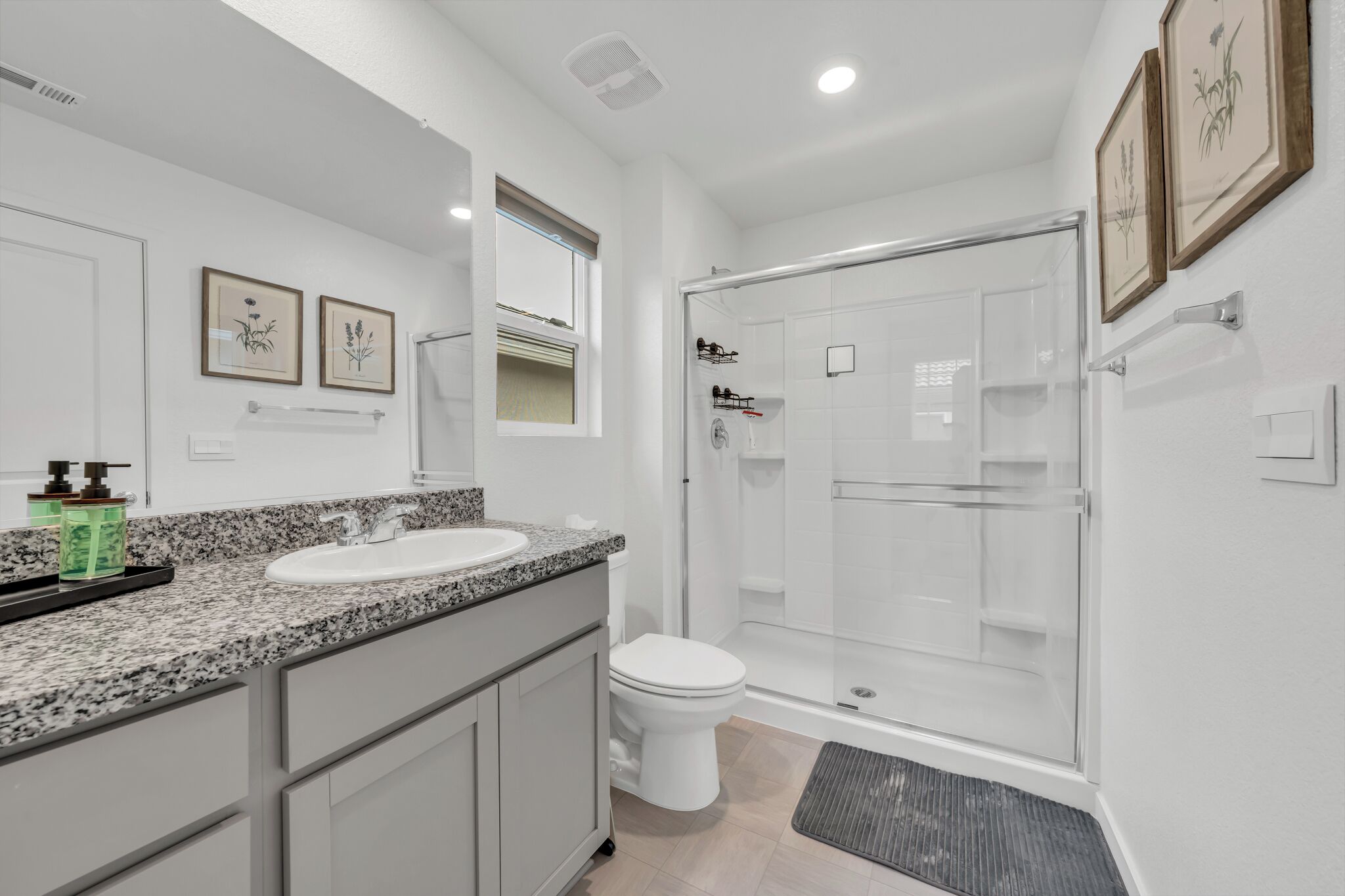 Hårtørrer, håndklæder, Sæbe, Shampoo