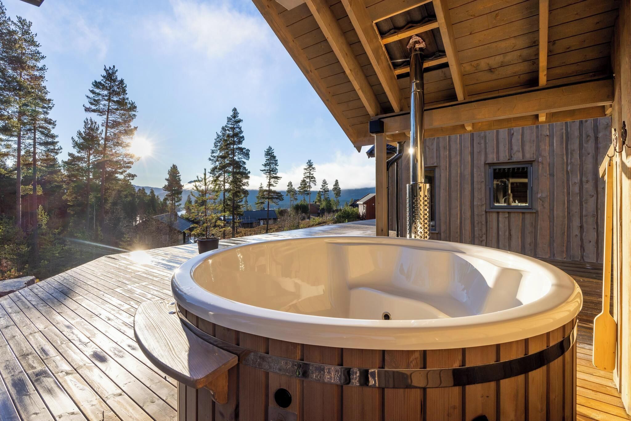 Outdoor spa tub