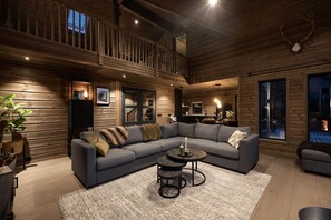 Télévision, cheminée