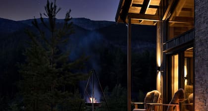 Saga Hytte | 6p | With Sauna, Hot Tub & Water View