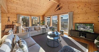 Verhøf Hytte | 9p | With Sauna & Hot Tub