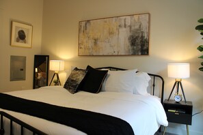 1 Schlafzimmer, Schreibtisch, Bügeleisen/Bügelbrett, kostenloses WLAN