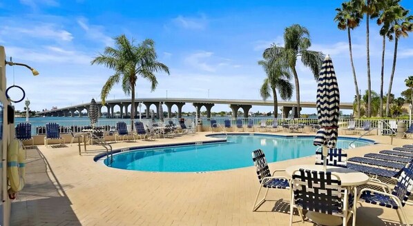 Outdoor pool, a heated pool