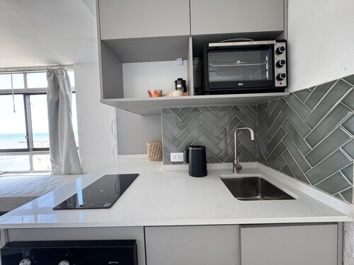 Beachfront Ocean View Apartment