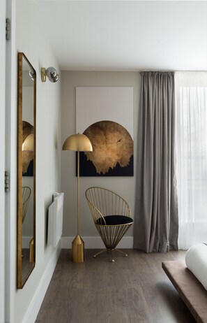 Interior - Three-Bedroom Penthouse (London)