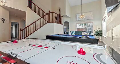 Monthly Spacious 5-bedroom 3BR home in serene Elk Grove w Billiards, Air Hockey+