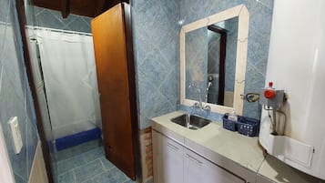 Toallas, papel higiénico