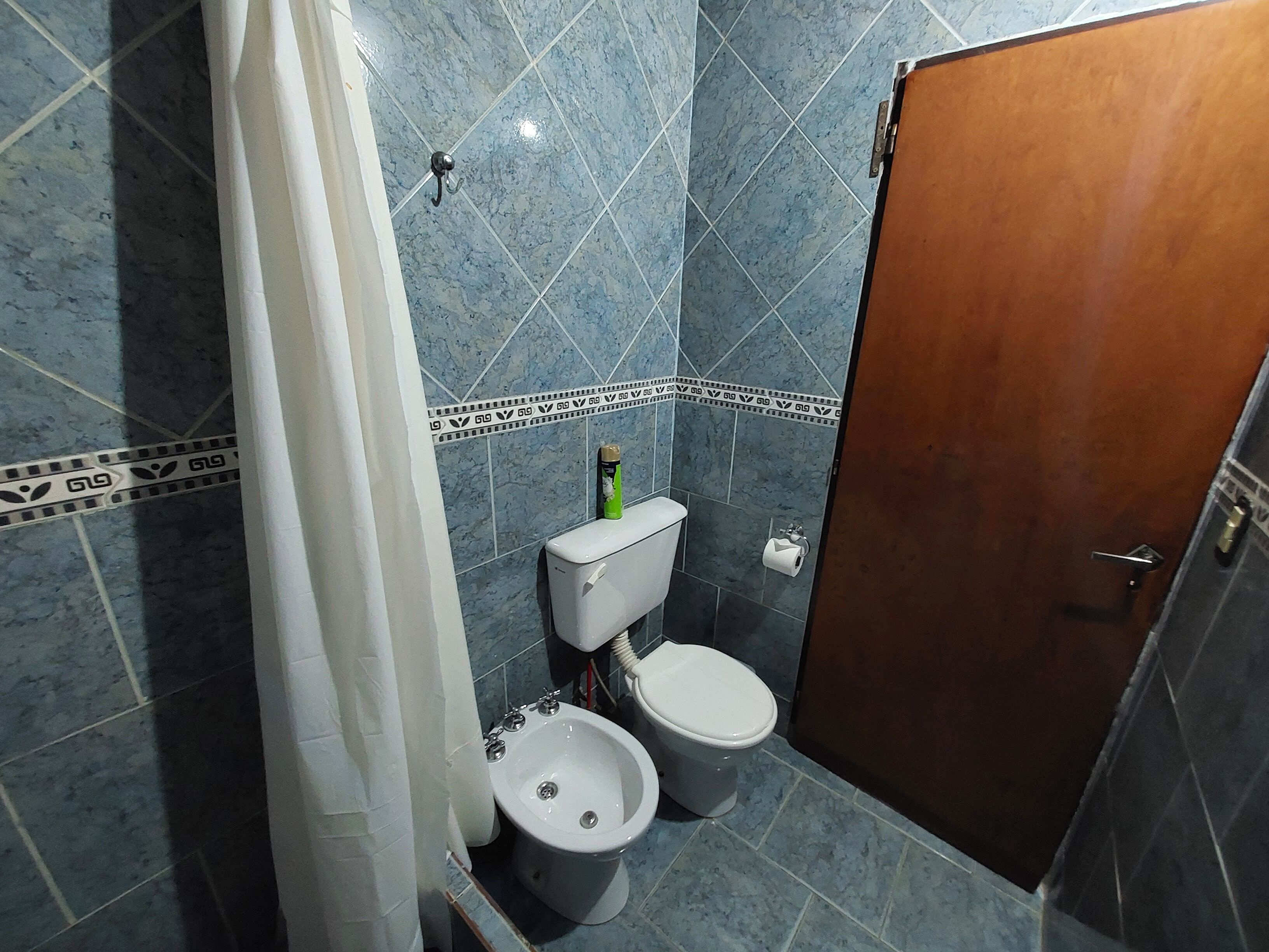 Handdoeken, toiletpapier