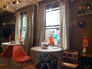 Dining - Groovy Pad in Chelsea near Penn Station - with one-bedroom and an office (New York)