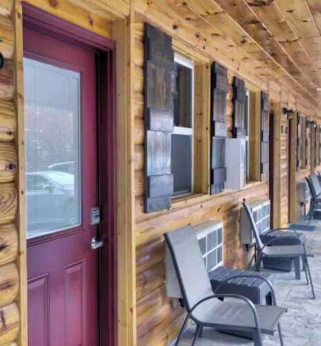 12 on The Ridge, Pet friendly!