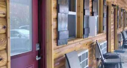 12 on The Ridge, Pet friendly!