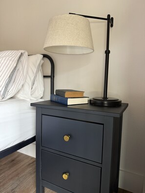 3 makuuhuonetta, silitysrauta/-lauta, internet, vuodevaatteet