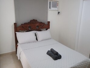 Iron/ironing board, free WiFi, bed sheets - House in Búzios, 200m from Baia Formosa Beach | 3 bedrooms and swimming pool (Armação dos Búzios)
