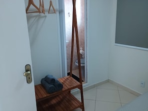 Iron/ironing board, free WiFi, bed sheets - House in Búzios, 200m from Baia Formosa Beach | 3 bedrooms and swimming pool (Armação dos Búzios)
