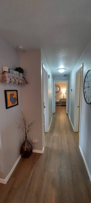 Interior - Pet-Friendly 3BR Home w/Hot Tub, Large Fenced Back Yard -Boise (Boise)