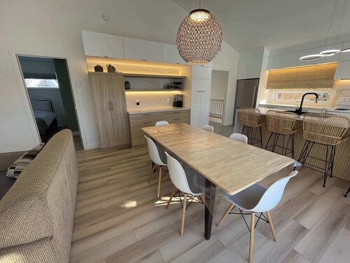 L’Estacade | Lakefront & Private Beach